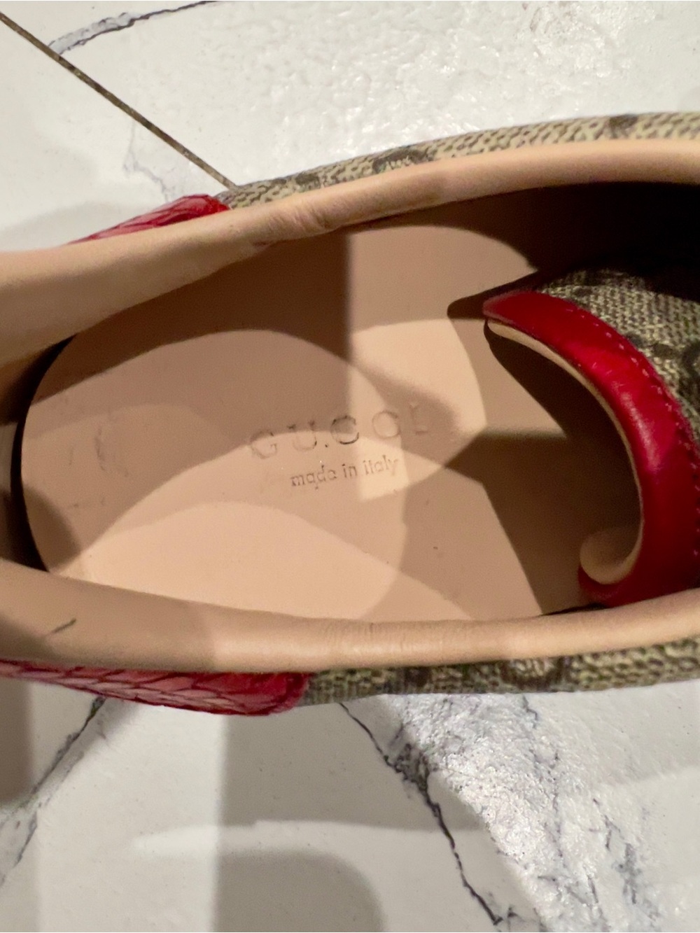 Gucci women’s Ace GG Supreme Sneaker - Picture 5 of 10